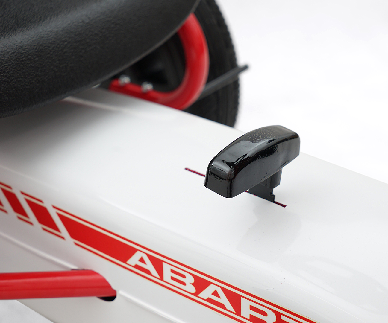 MILLY MALLY Abarth White pedalinis gokartas – kūdikių prekė