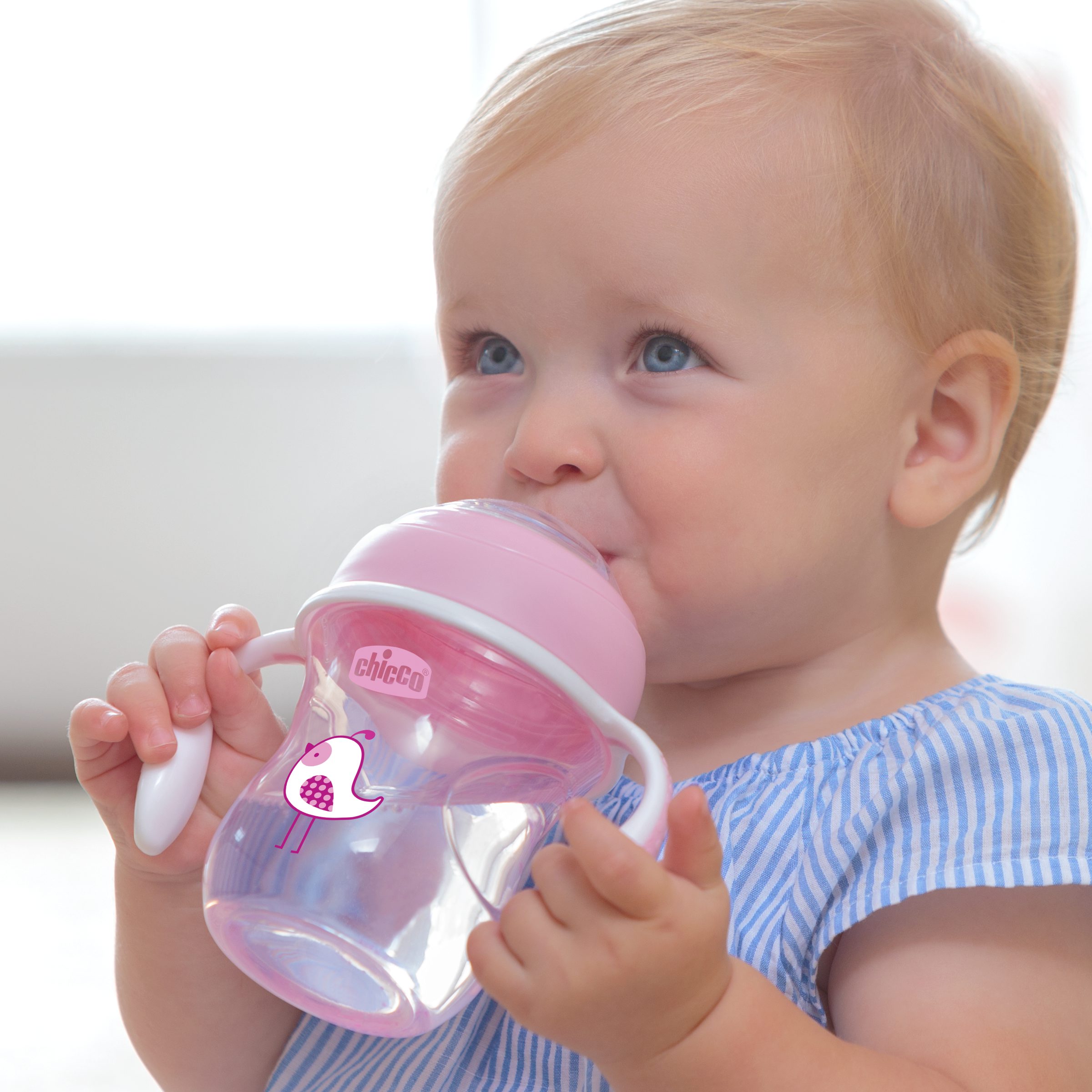 CHICCO Pirmasis puodelis 4m+ mergaitei – kūdikių prekė