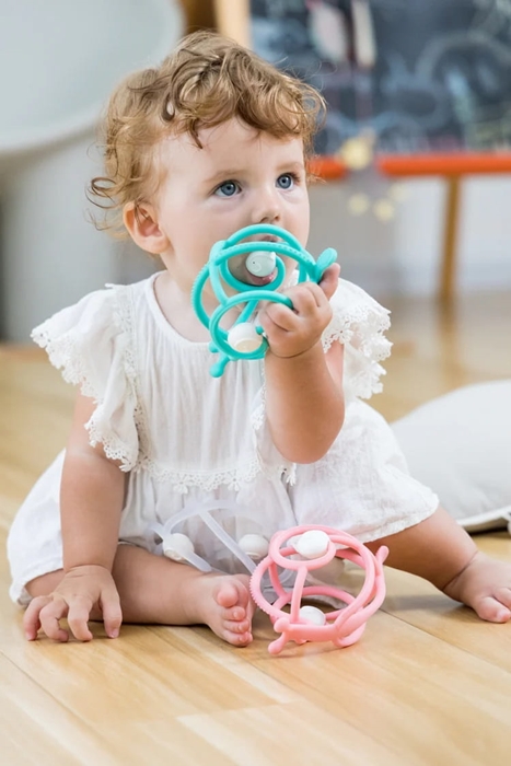 Mombella kramtukas su barškučiu Sraigės žalsvai mėlyna - Image 4
