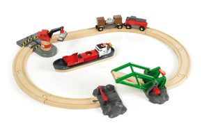 BRIO rinkinys su traukinio bėgiais Cargo harbour, 33061