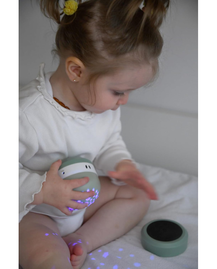 BEABA PIXIE NAKTINĖ LEMPA – ŽIBINTUVĖLIS SU PROJEKCIJA SAGE GREEN - Image 6