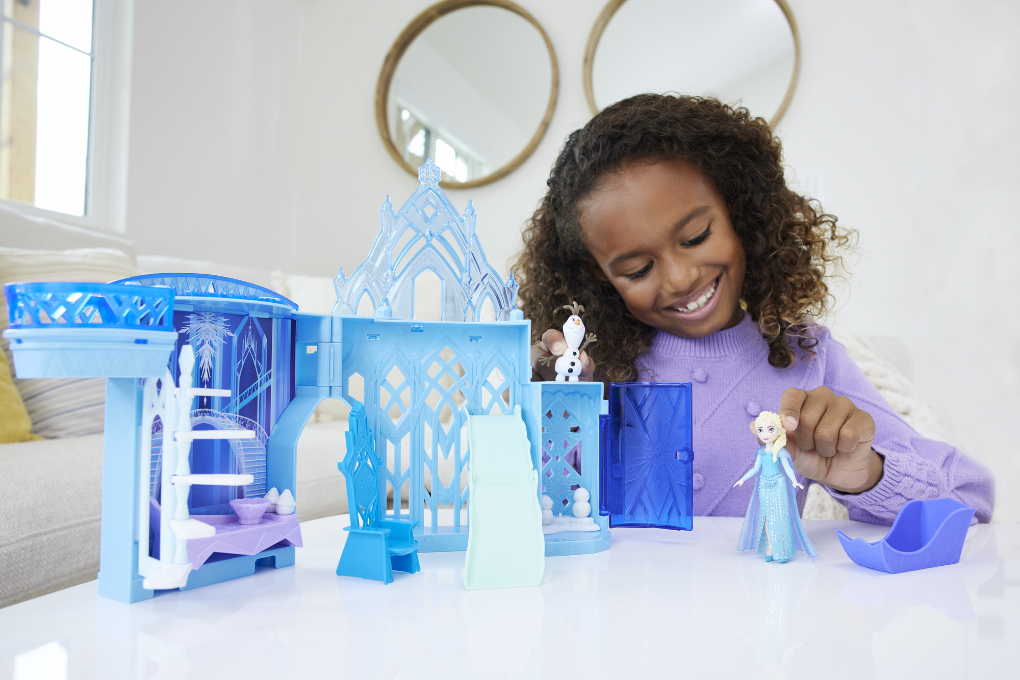 DISNEY FROZEN mažesnio dydžio Elza ir ledo rūmai (JDP63) - Image 2