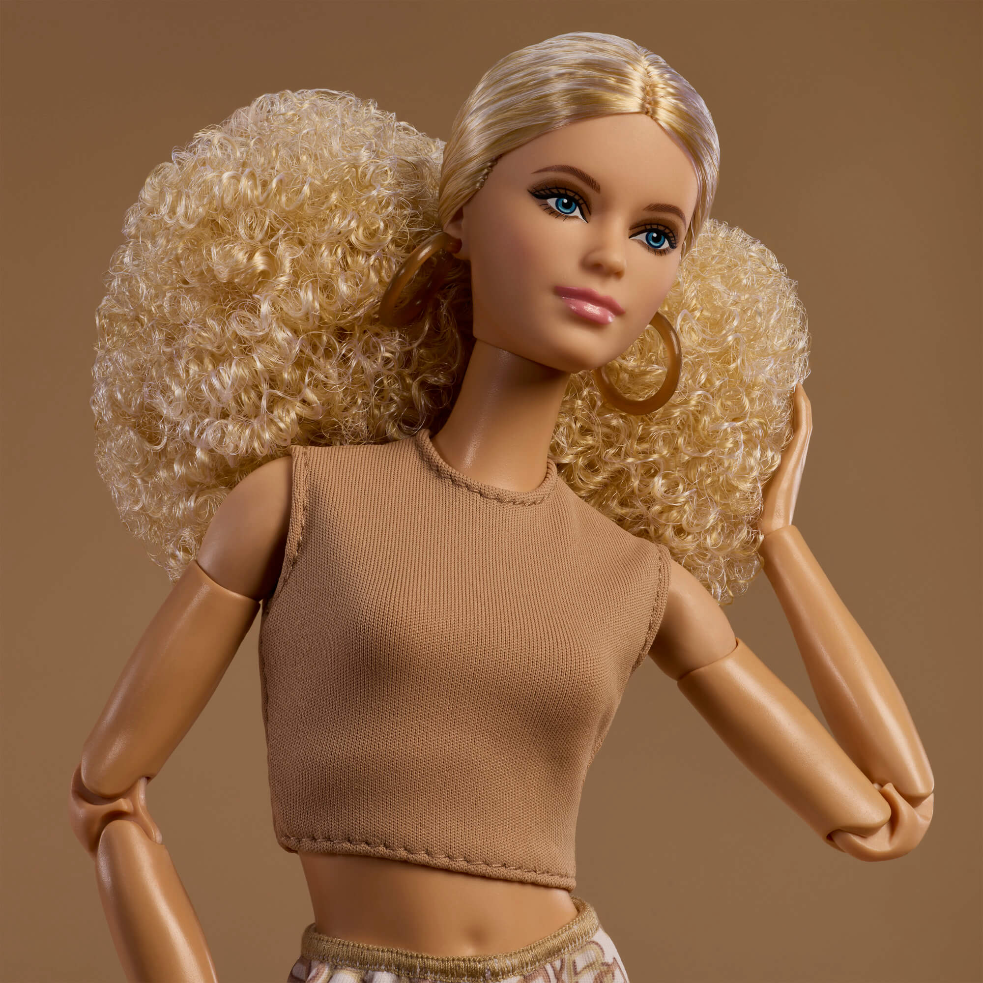 BARBIE BASICS No7 lėlė (JJX26) - Image 4